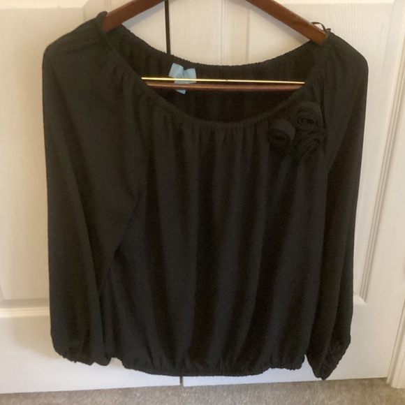 NWT CeCe Blk Blouse With 3D Floral Accent Elastic Waist n Sleeves XXL - Picture 1 of 8